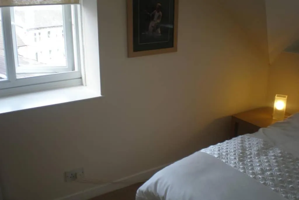 2 Bedroom Apartment With Park View Edinburgh United Kingdom